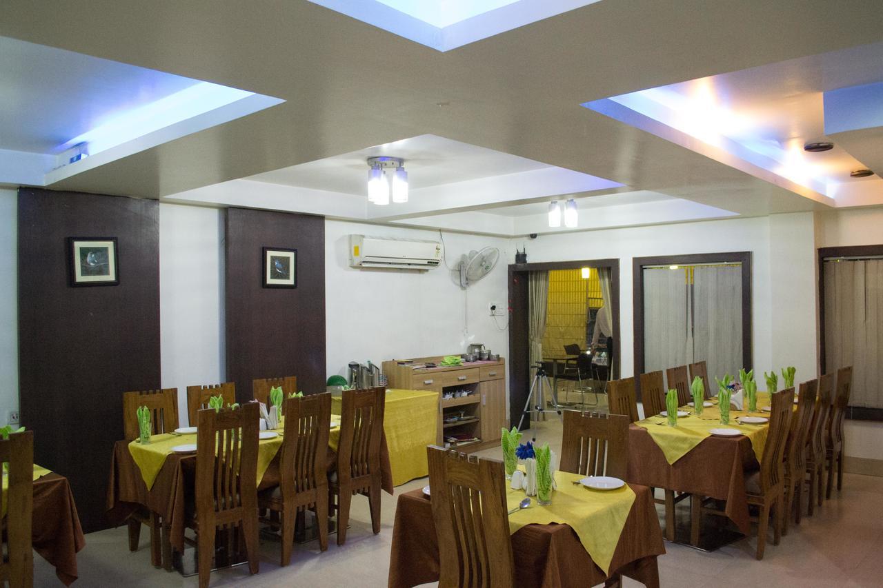 Hotel Seetal Кътак Екстериор снимка
